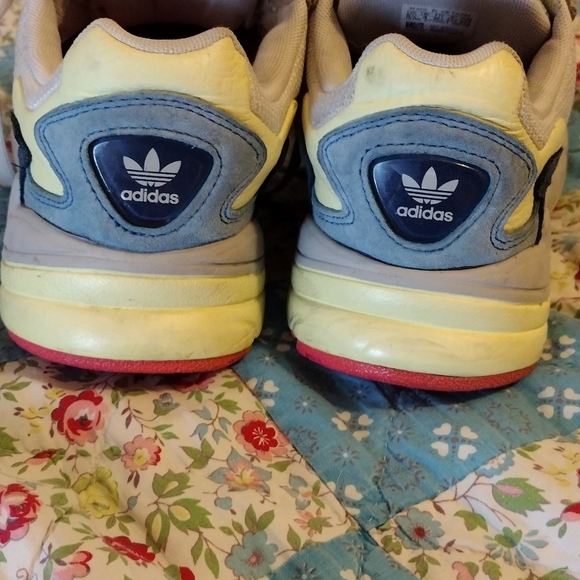 Adidas Originals Falcon Running Shoes size 5.5 - Picture 4 of 8